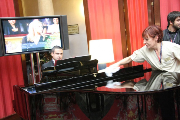Los galardonados de los Premios Pr�ncipe de Asturias 2010 llegan al Hotel de La Reconquista