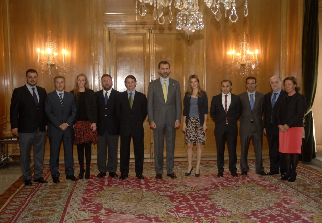 Don Felipe y Do�a Letizia durante las audiencias concedidas ayer en el hotel de La Reconquista.
