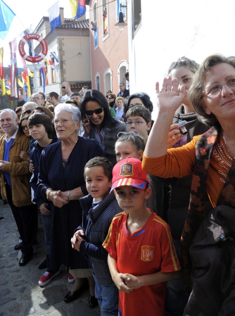 Los Pr�ncipes de Asturias visitan Llastres, Pueblo Ejemplar 2010
