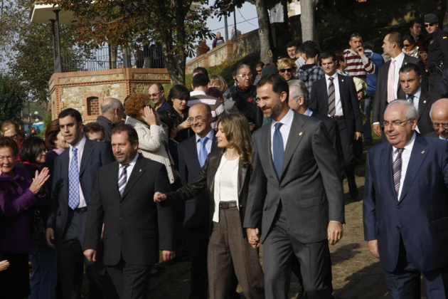 Los Pr�ncipes de Asturias visitan Llastres, Pueblo Ejemplar 2010