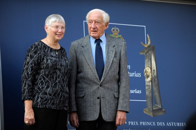Joseph Altman, premio Prncipe de Asturias de Investigacin Cientfica, con su esposa Shirley Bayer