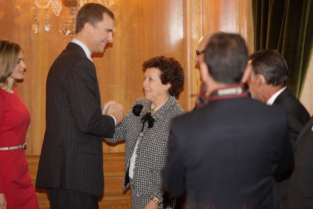 El Sal�n de Consejos del Hotel de la Reconquista ha sido el escenario de las tradicionales Audiencias de los Pr�ncipes de Asturias. Don Felipe y Do�a Leticia han recibido esta ma�ana a representantes de diferentes colectivos. Delegaci�n de SECOT en Asturias (Voluntariado S�nior de Asesoramiento Empresarial)