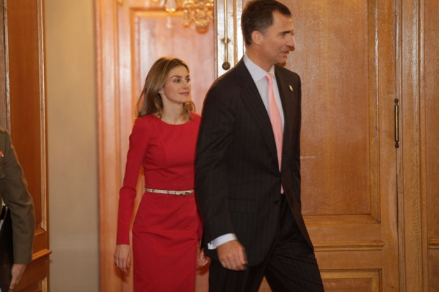 El Sal�n de Consejos del Hotel de la Reconquista ha sido el escenario de las tradicionales Audiencias de los Pr�ncipes de Asturias. Don Felipe y Do�a Leticia han recibido esta ma�ana a representantes de diferentes colectivos. Delegaci�n de SECOT en Asturias (Voluntariado S�nior de Asesoramiento Empresarial)