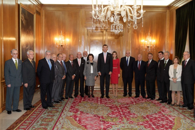 El Sal�n de Consejos del Hotel de la Reconquista ha sido el escenario de las tradicionales Audiencias de los Pr�ncipes de Asturias. Don Felipe y Do�a Leticia han recibido esta ma�ana a representantes de diferentes colectivos. Delegaci�n de SECOT en Asturias (Voluntariado S�nior de Asesoramiento Empresarial)