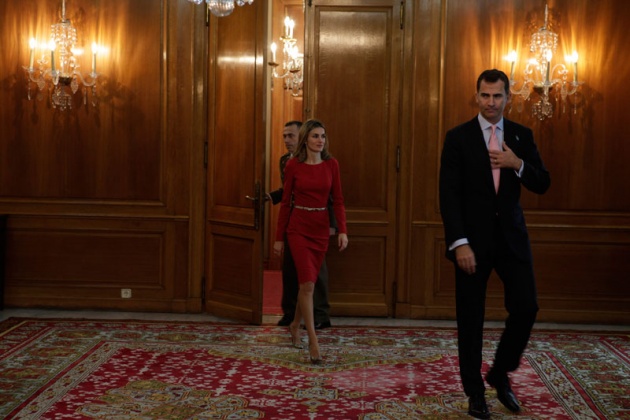 El Sal�n de Consejos del Hotel de la Reconquista ha sido el escenario de las tradicionales Audiencias de los Pr�ncipes de Asturias. Don Felipe y Do�a Leticia han recibido esta ma�ana a representantes de diferentes colectivos. Los Premios Fin de Carrera 2010 de la Universidad de Oviedo.