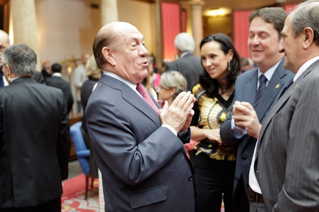 El centro neurlgico de los actos de estos premios, el hotel de la Reconquista, ha sido, un ao ms, un hervidero de personalidades de la sociedad asturiana y espaola.