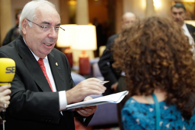 El centro neurlgico de los actos de estos premios, el hotel de la Reconquista, ha sido, un ao ms, un hervidero de personalidades de la sociedad asturiana y espaola.