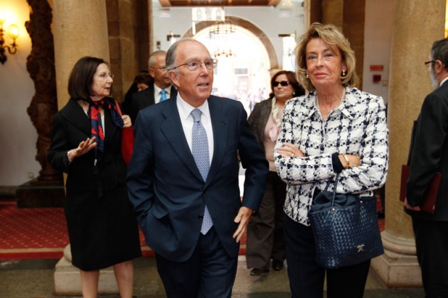 El centro neurlgico de los actos de estos premios, el hotel de la Reconquista, ha sido, un ao ms, un hervidero de personalidades de la sociedad asturiana y espaola.