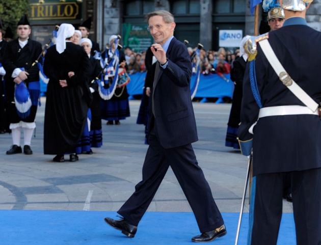 La alfombra roja se llena un ao ms de glamour antes de la ceremonia de entrega de los Premios Prncipe de Asturias 2011.