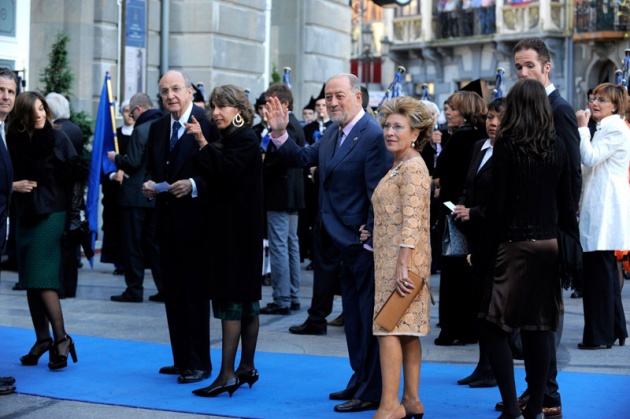 La alfombra roja se llena un ao ms de glamour antes de la ceremonia de entrega de los Premios Prncipe de Asturias 2011.