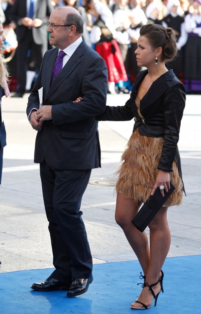 La alfombra azul se llena un ao ms de glamour antes de la ceremonia de entrega de los Premios Prncipe de Asturias 2011.