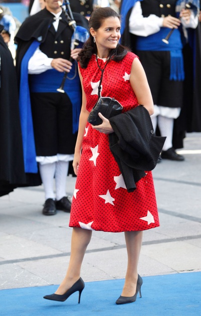 La alfombra azul se llena un ao ms de glamour antes de la ceremonia de entrega de los Premios Prncipe de Asturias 2011.