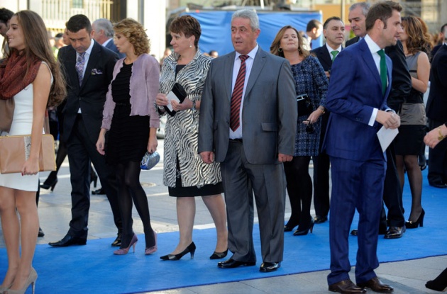 La alfombra azul se llena un ao ms de glamour antes de la ceremonia de entrega de los Premios Prncipe de Asturias 2011.