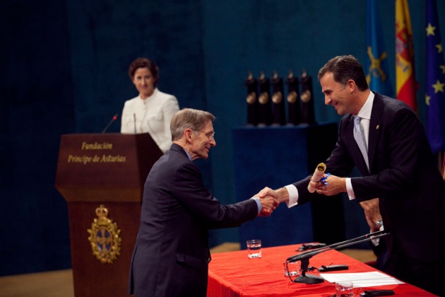 Don Felipe ha presidido, acompaado de la princesa de Asturias y en presencia de la reina, la ceremonia de entrega de la XXXI edicin de los Premios Prncipe de Asturias.