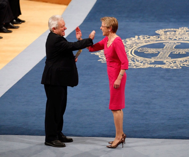 Don Felipe ha presidido, acompaado de la princesa de Asturias y en presencia de la reina, la ceremonia de entrega de la XXXI edicin de los Premios Prncipe de Asturias.