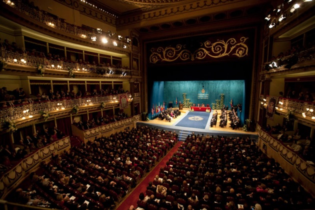 Don Felipe ha presidido, acompaado de la princesa de Asturias y en presencia de la reina, la ceremonia de entrega de la XXXI edicin de los Premios Prncipe de Asturias.