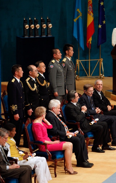 Don Felipe ha presidido, acompaado de la princesa de Asturias y en presencia de la reina, la ceremonia de entrega de la XXXI edicin de los Premios Prncipe de Asturias.