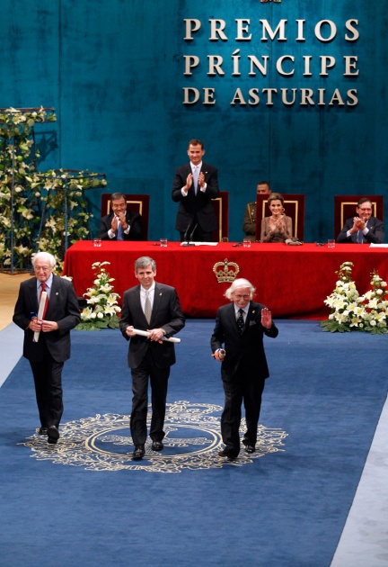 Don Felipe ha presidido, acompaado de la princesa de Asturias y en presencia de la reina, la ceremonia de entrega de la XXXI edicin de los Premios Prncipe de Asturias.