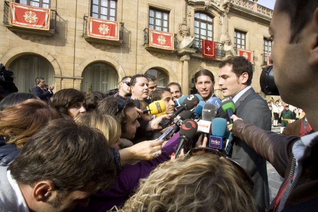 Los galardonados de los Premios Prncipe de Asturias 2010 llegan al Hotel de La Reconquista