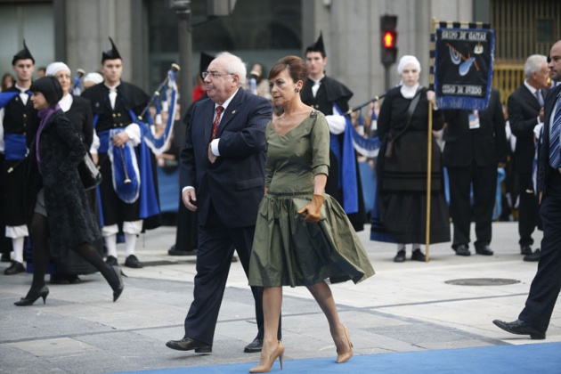 Llegada de invitados, premiados y autoridades a la ceremonia de los Premios Prncipe de Asturias 2010, celebrada en el Teatro Campoamor de Oviedo