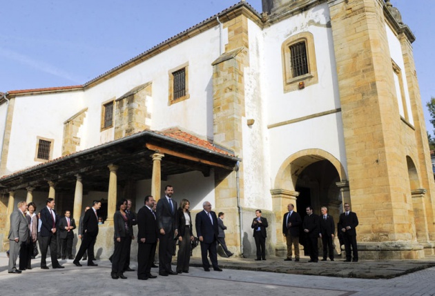 Los Prncipes de Asturias visitan Llastres, Pueblo Ejemplar 2010