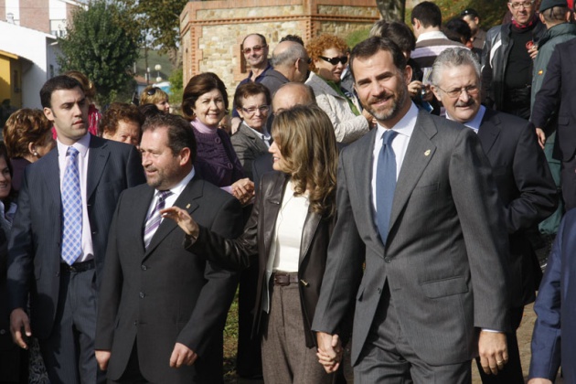 Los Prncipes de Asturias visitan Llastres, Pueblo Ejemplar 2010