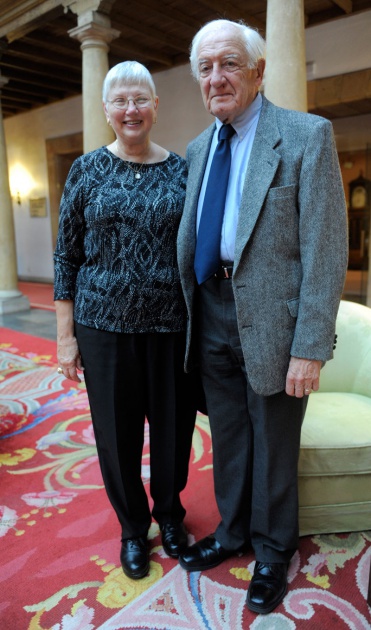Joseph Altman, premio Pr�ncipe de Asturias de Investigaci�n Cient�fica, con su esposa Shirley Bayer