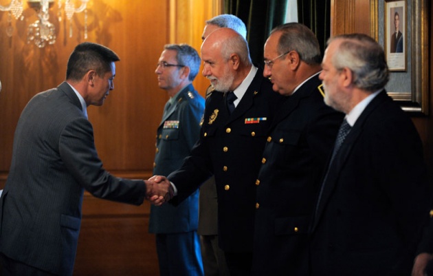 Los hroes de Fukushima, Premio Prncipe de Asturias de la Concordia, se reunieron en Oviedo con responsables de los cuerpos y fuerzas de seguridad regionales y municipales