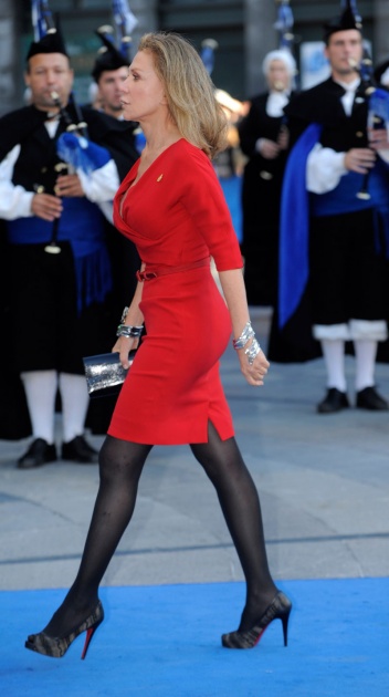 La alfombra roja se llena un ao ms de glamour antes de la ceremonia de entrega de los Premios Prncipe de Asturias 2011.