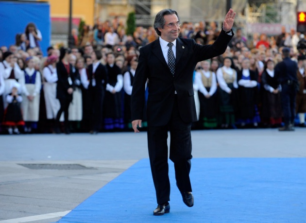 La alfombra roja se llena un ao ms de glamour antes de la ceremonia de entrega de los Premios Prncipe de Asturias 2011.