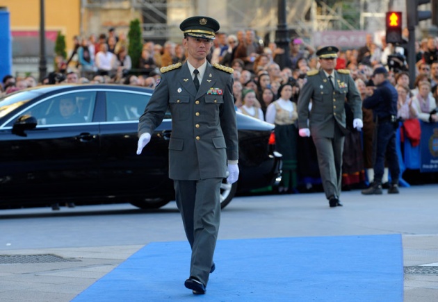 La alfombra roja se llena un ao ms de glamour antes de la ceremonia de entrega de los Premios Prncipe de Asturias 2011.