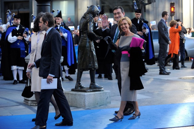 La alfombra roja se llena un ao ms de glamour antes de la ceremonia de entrega de los Premios Prncipe de Asturias 2011.