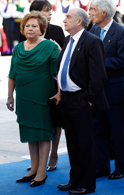 La alfombra azul se llena un ao ms de glamour antes de la ceremonia de entrega de los Premios Prncipe de Asturias 2011.