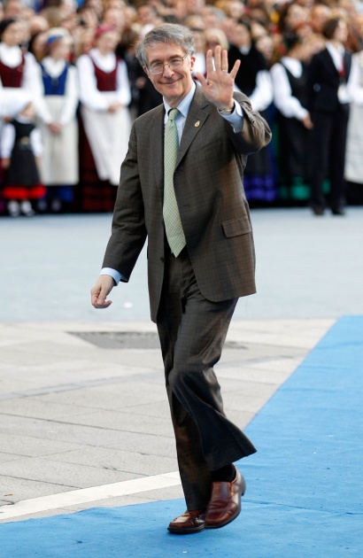 La alfombra azul se llena un ao ms de glamour antes de la ceremonia de entrega de los Premios Prncipe de Asturias 2011.