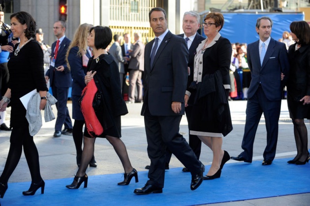 La alfombra azul se llena un ao ms de glamour antes de la ceremonia de entrega de los Premios Prncipe de Asturias 2011.