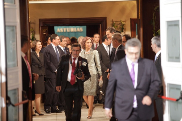 Salida de los premiados tras la ceremonia.