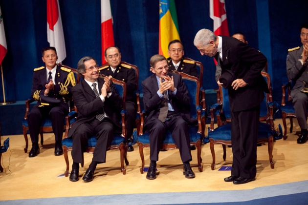 Don Felipe ha presidido, acompaado de la princesa de Asturias y en presencia de la reina, la ceremonia de entrega de la XXXI edicin de los Premios Prncipe de Asturias.