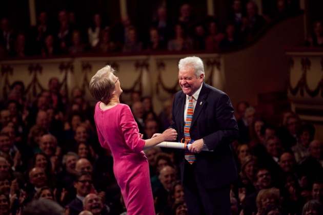 Don Felipe ha presidido, acompaado de la princesa de Asturias y en presencia de la reina, la ceremonia de entrega de la XXXI edicin de los Premios Prncipe de Asturias.