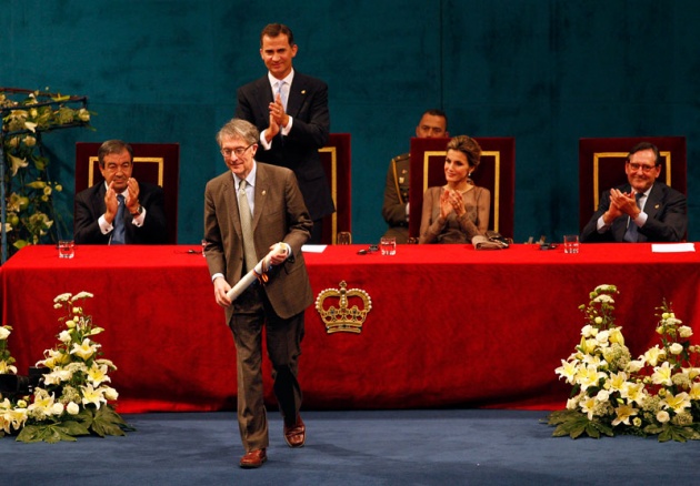 Don Felipe ha presidido, acompaado de la princesa de Asturias y en presencia de la reina, la ceremonia de entrega de la XXXI edicin de los Premios Prncipe de Asturias.