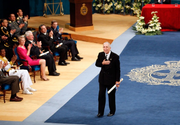 Don Felipe ha presidido, acompaado de la princesa de Asturias y en presencia de la reina, la ceremonia de entrega de la XXXI edicin de los Premios Prncipe de Asturias.