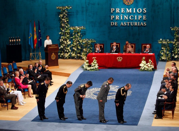 Don Felipe ha presidido, acompaado de la princesa de Asturias y en presencia de la reina, la ceremonia de entrega de la XXXI edicin de los Premios Prncipe de Asturias.