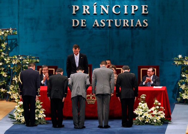 Don Felipe ha presidido, acompaado de la princesa de Asturias y en presencia de la reina, la ceremonia de entrega de la XXXI edicin de los Premios Prncipe de Asturias.