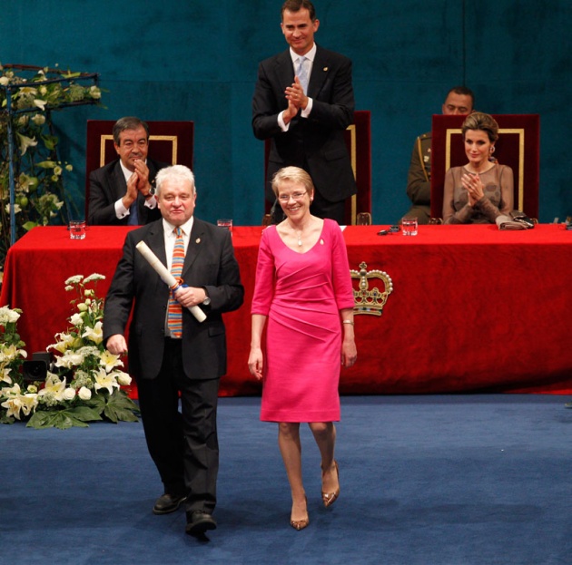 Don Felipe ha presidido, acompaado de la princesa de Asturias y en presencia de la reina, la ceremonia de entrega de la XXXI edicin de los Premios Prncipe de Asturias.