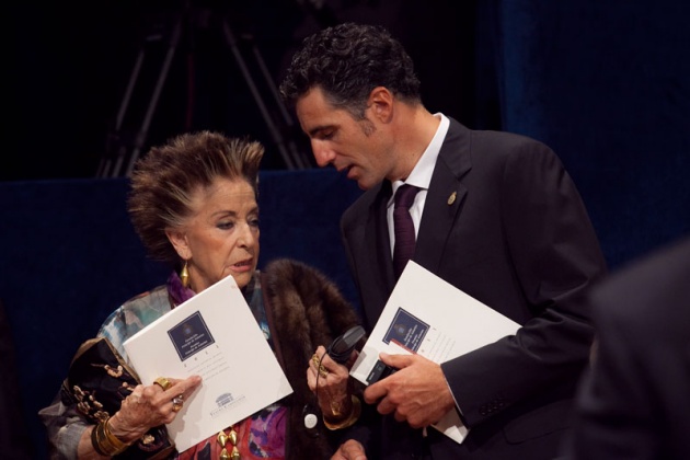 Don Felipe ha presidido, acompaado de la princesa de Asturias y en presencia de la reina, la ceremonia de entrega de la XXXI edicin de los Premios Prncipe de Asturias.