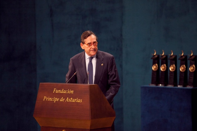 Don Felipe ha presidido, acompaado de la princesa de Asturias y en presencia de la reina, la ceremonia de entrega de la XXXI edicin de los Premios Prncipe de Asturias.