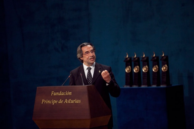 Don Felipe ha presidido, acompaado de la princesa de Asturias y en presencia de la reina, la ceremonia de entrega de la XXXI edicin de los Premios Prncipe de Asturias.