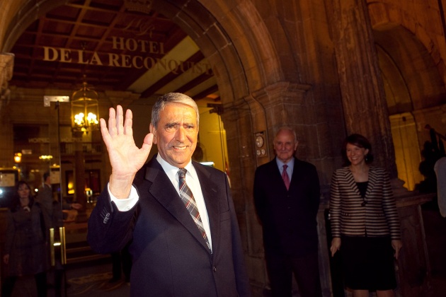 Llegada a Oviedo de Jos Antonio Busto, presidente de la Federacin del Banco de Alimentos