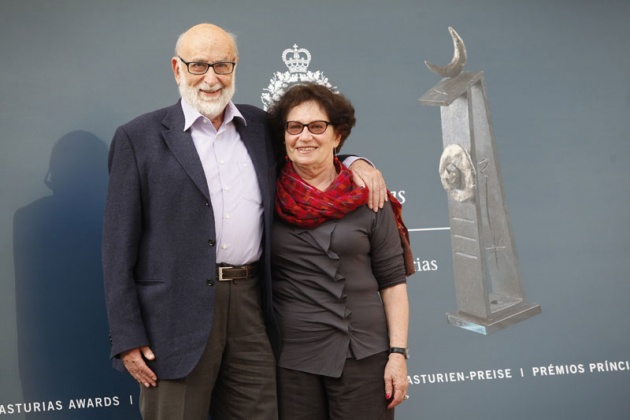 Llegada de Fran�ois Englert, Premio Pr�ncipe de Asturias de Investigaci�n Cient�fica y T�cnica
