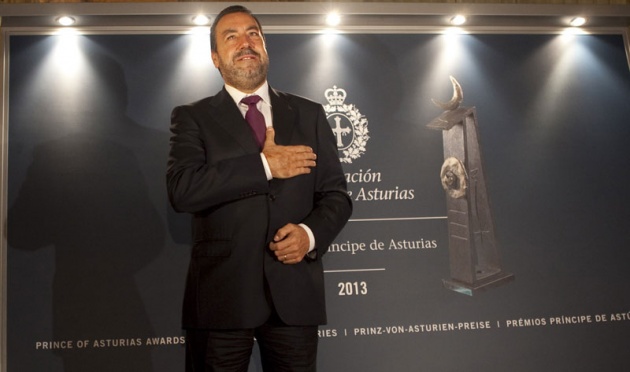 Llegada de Miguel Carballeda, Presidente de la ONCE, Premio Prncipe de Asturias de la Concordia