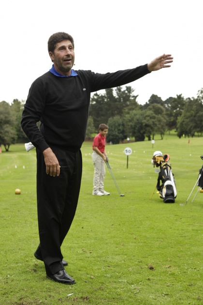 Jos Mara Olazbal, Premio Prncipe de Asturias de los Deportes, visita el Real Club de Golf de Castiello en Gijn